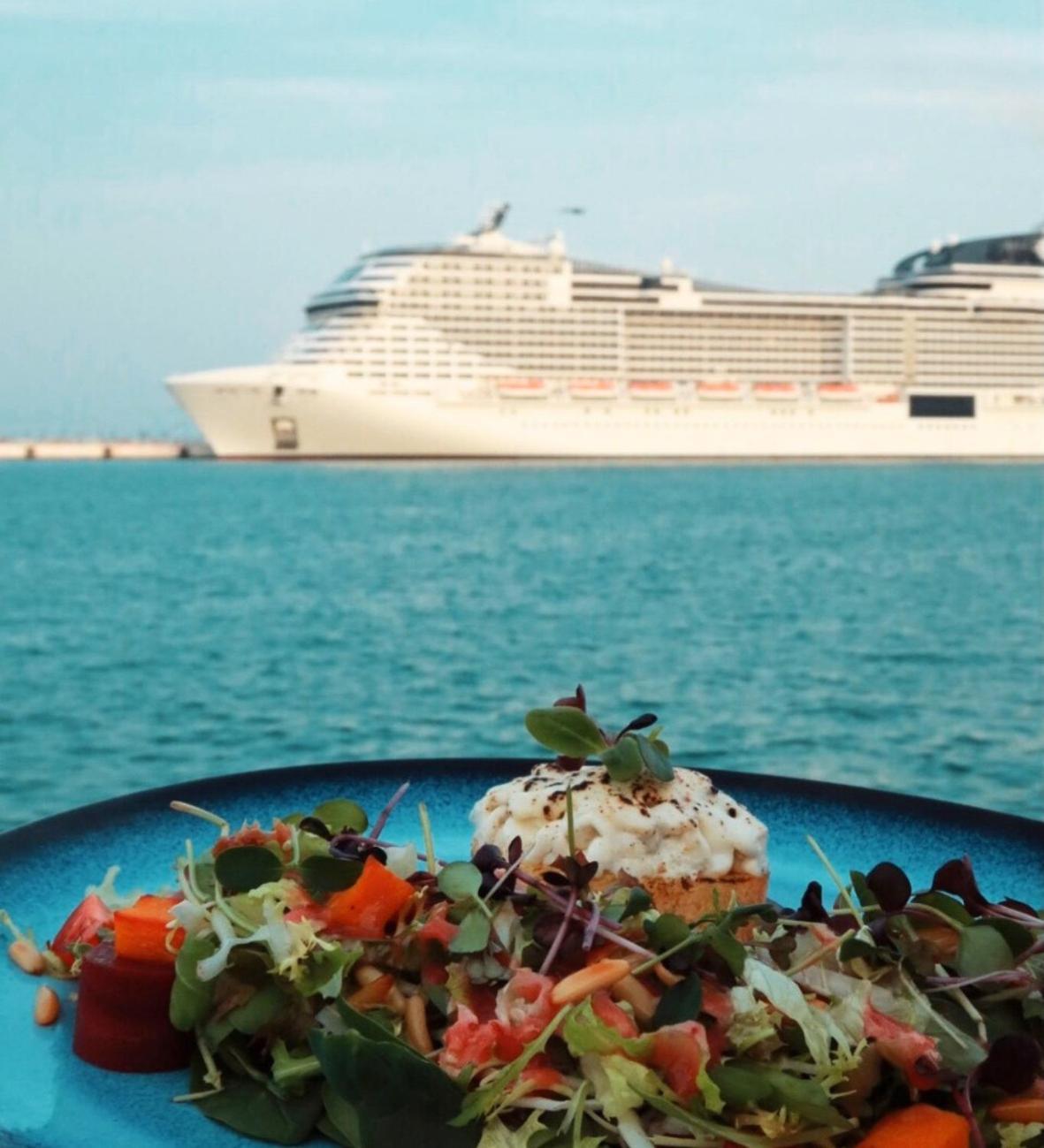 Mina Hotel And Residences By The Torch Doha Extérieur photo A cruise ship in the port of Limassol